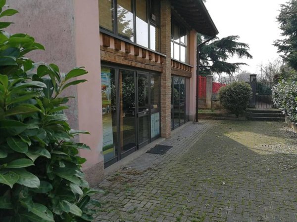 negozio in vendita a Brescia in zona Centro Storico