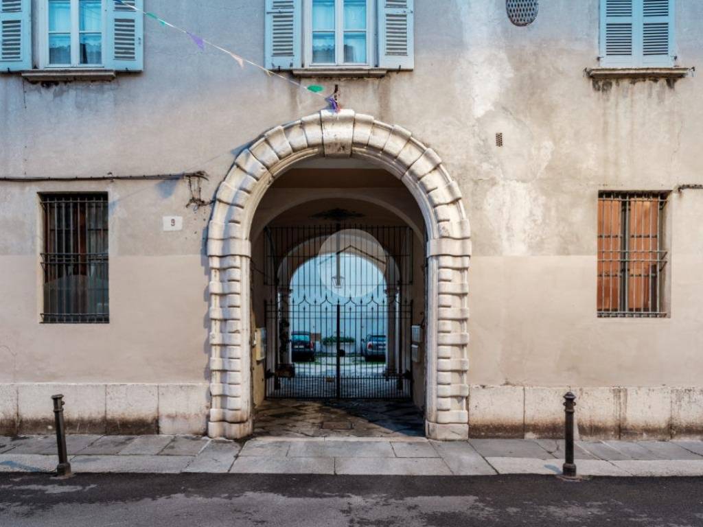 appartamento in vendita a Brescia in zona Centro Storico