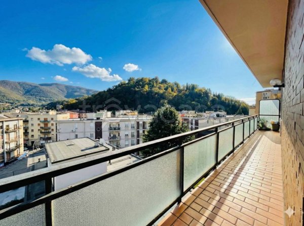 appartamento in vendita a Brescia in zona Crocifissa di Rosa