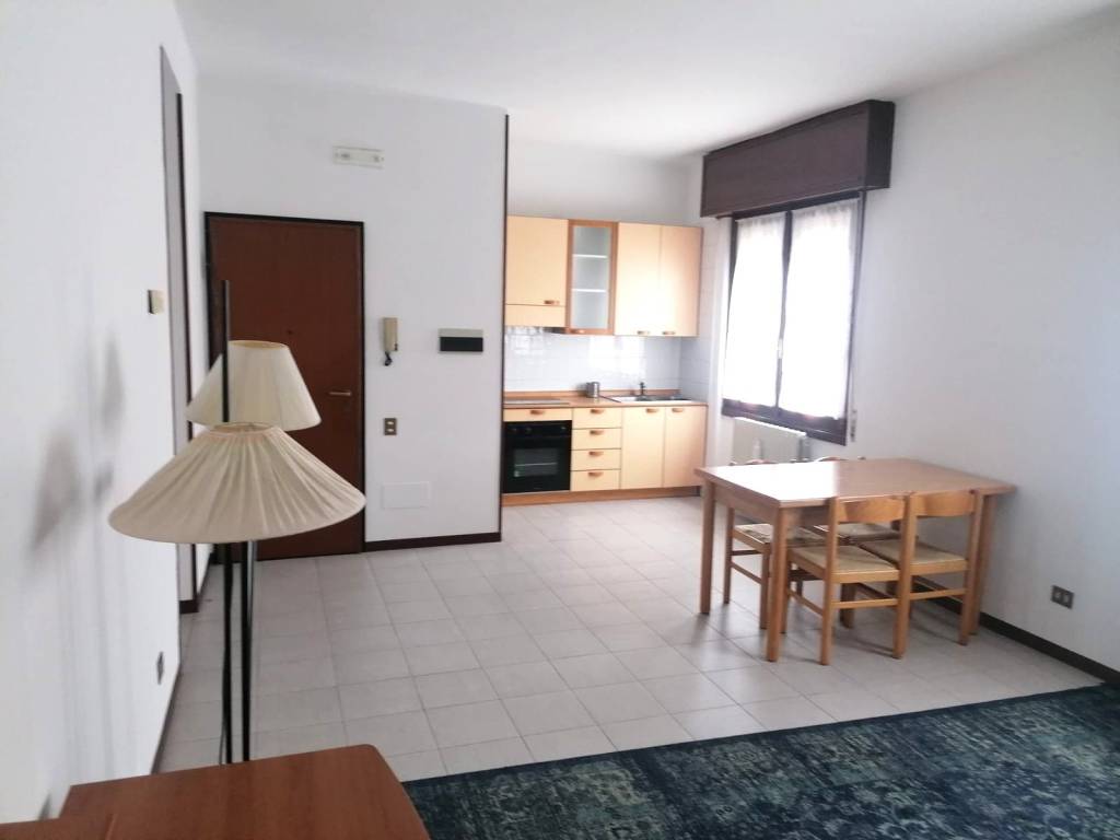 appartamento in vendita a Brescia in zona Volta