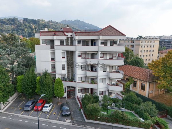 appartamento in vendita a Brescia in zona Borgo Trento