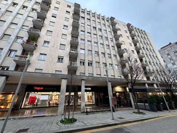 appartamento in vendita a Brescia in zona Crocifissa di Rosa