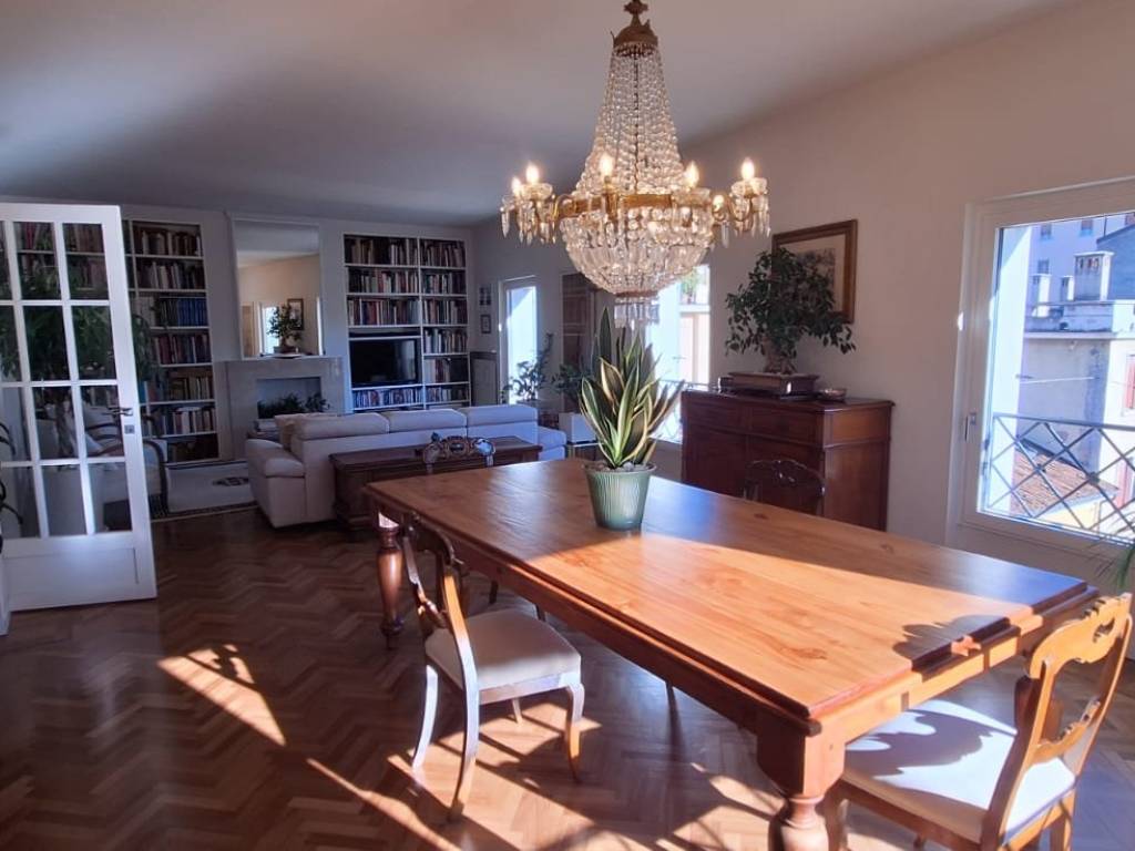 appartamento in vendita a Brescia in zona Centro Storico