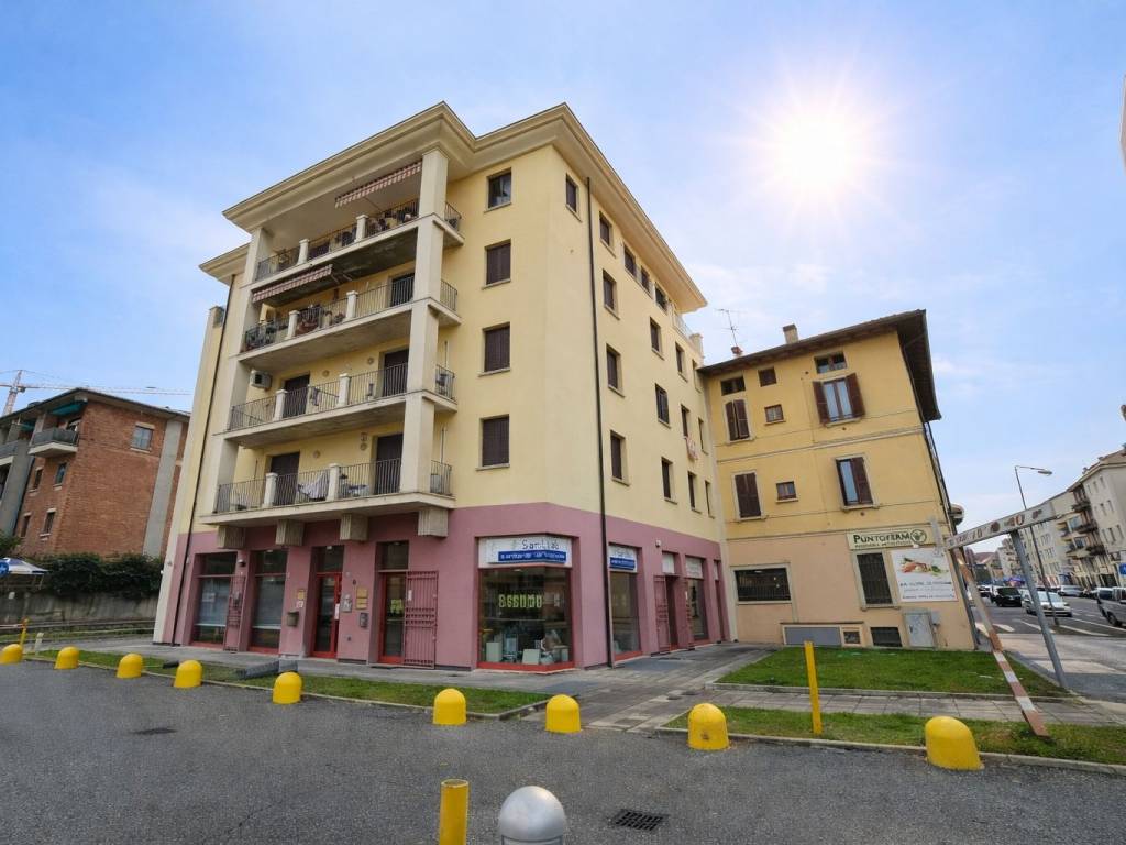 appartamento in vendita a Brescia in zona Volta