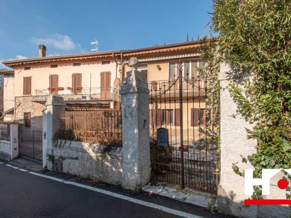 casa indipendente in vendita a Brescia in zona Sant'Eufemia