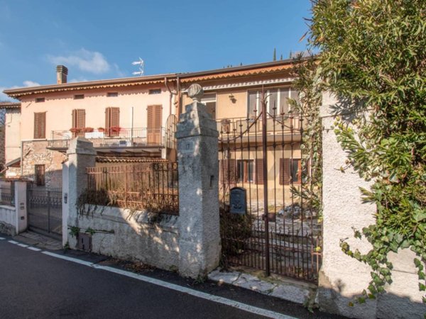 casa indipendente in vendita a Brescia in zona Sant'Eufemia