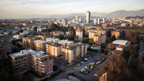 appartamento in vendita a Brescia in zona Volta