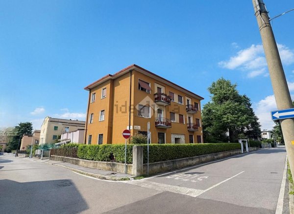 appartamento in vendita a Brescia in zona Chiusure