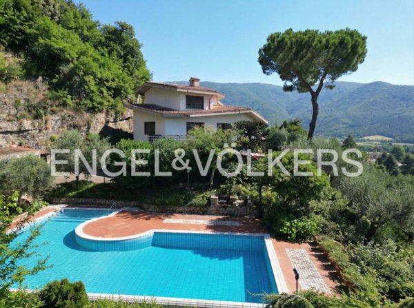 casa indipendente in vendita a Brescia in zona Mompiano