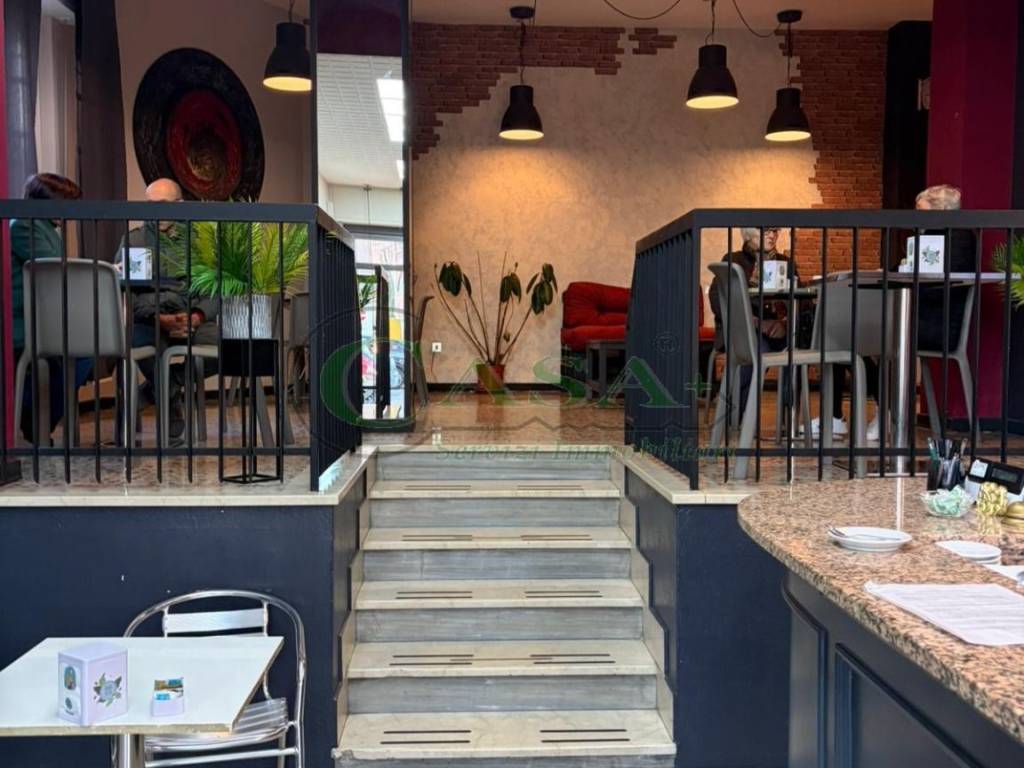 negozio in vendita a Brescia in zona Volta