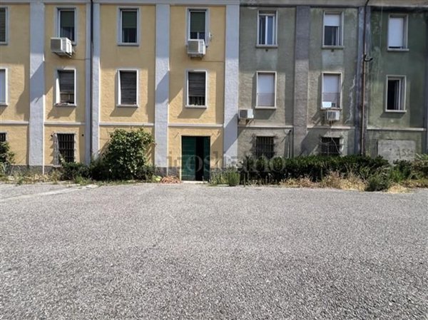 locale di sgombero in vendita a Brescia in zona Sant'Eufemia