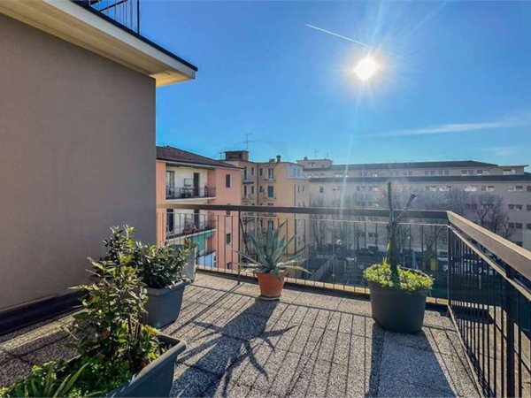 appartamento in vendita a Brescia in zona Borgo Trento