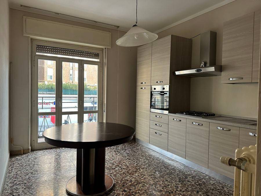 appartamento in vendita a Brescia in zona Crocifissa di Rosa