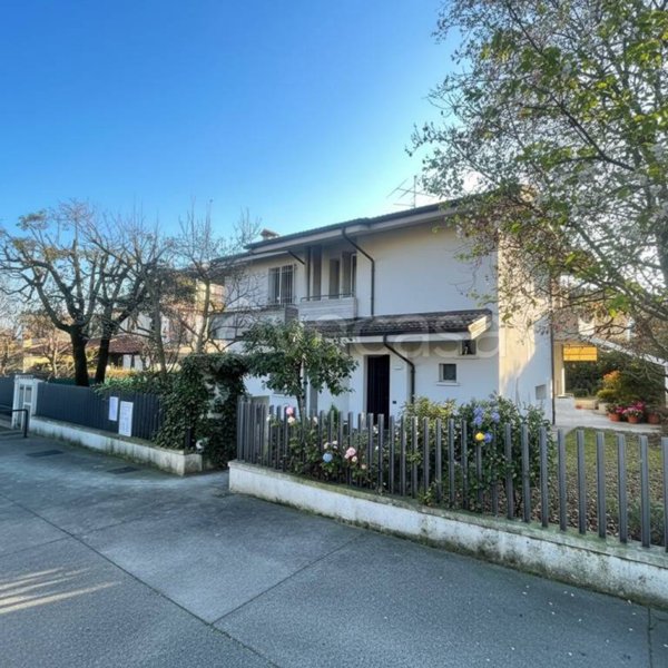 appartamento in vendita a Brescia in zona Fornaci