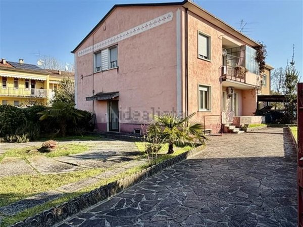 quadrivano in vendita a Brescia in zona Chiusure
