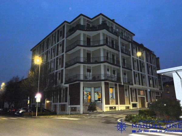 appartamento in vendita a Brescia in zona Volta