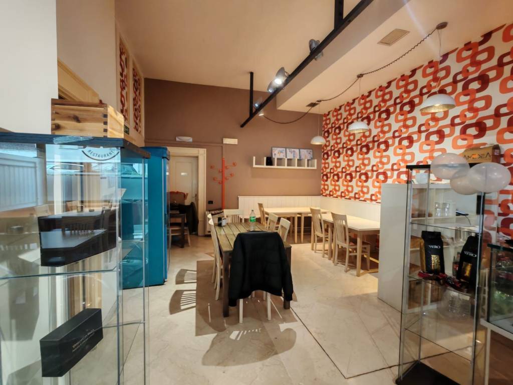 negozio in vendita a Brescia in zona Centro Storico