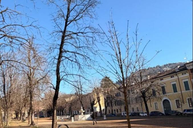casa indipendente in vendita a Brescia in zona Centro Storico
