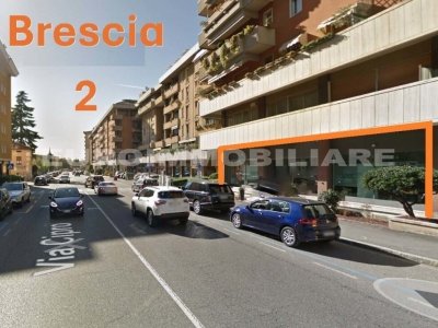negozio in vendita a Brescia in zona Lamarmora