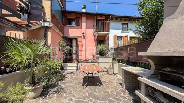 appartamento in vendita a Brescia in zona Urago/Mella