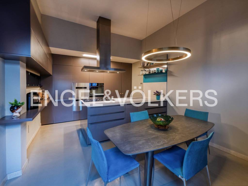 casa indipendente in vendita a Brescia in zona Mompiano