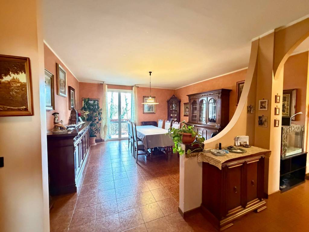 casa indipendente in vendita a Brescia in zona Villaggio Violino