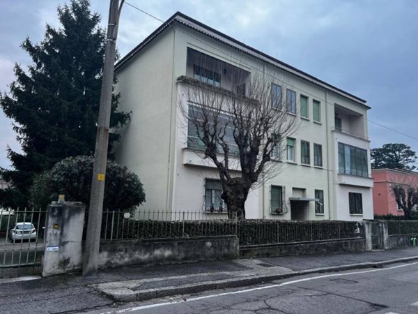 appartamento in vendita a Brescia in zona Centro Storico