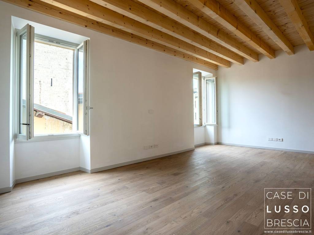appartamento in vendita a Brescia in zona Centro Storico
