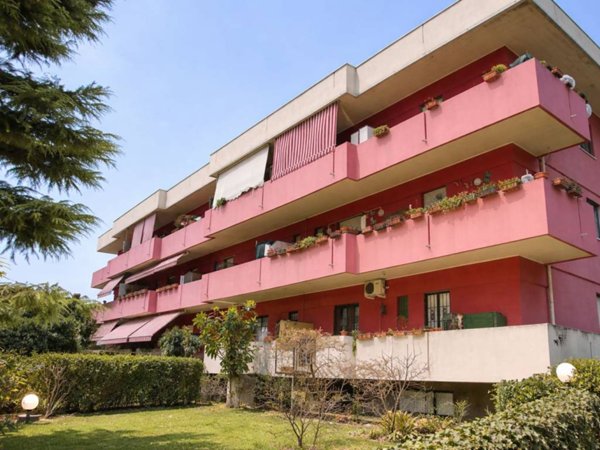 appartamento in vendita a Brescia in zona Volta