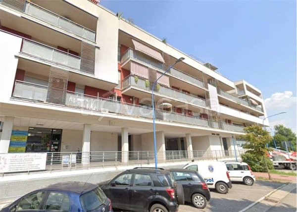 negozio in vendita a Brescia in zona San Polo