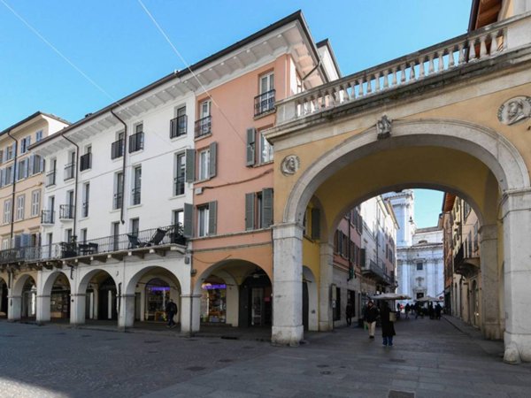 intera palazzina in vendita a Brescia in zona Centro Storico