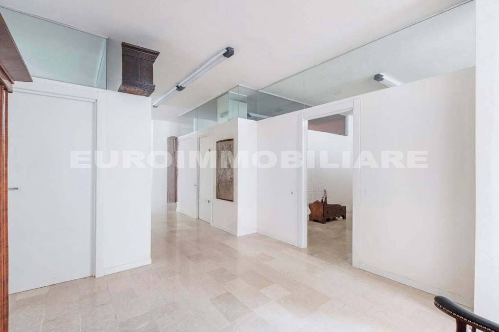 ufficio in vendita a Brescia in zona Lamarmora