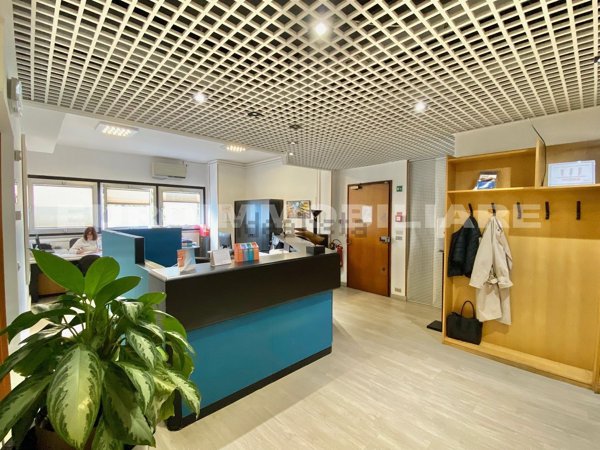 ufficio in vendita a Brescia in zona Lamarmora