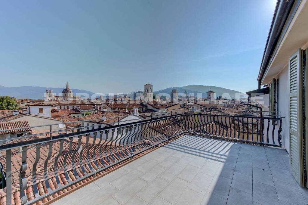 appartamento in vendita a Brescia in zona Centro Storico