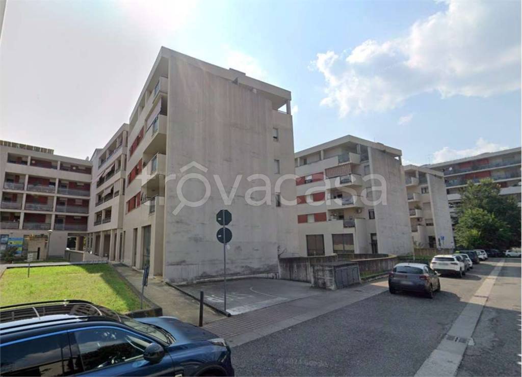 locale commerciale in vendita a Brescia in zona San Polo