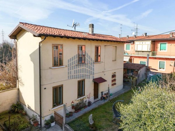 casa indipendente in vendita a Brescia in zona San Polo