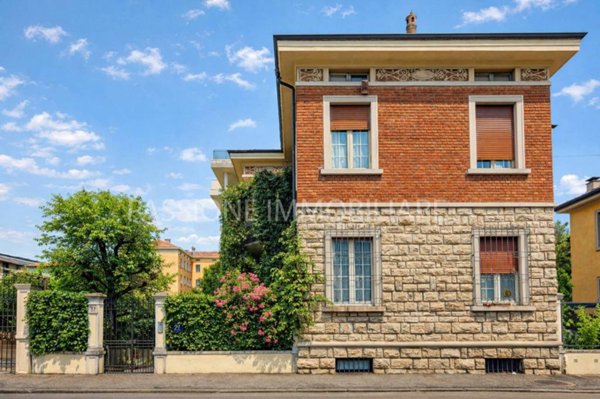 casa indipendente in vendita a Brescia in zona Centro Storico