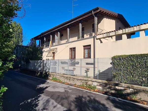 appartamento in vendita a Brescia in zona Fiumicello