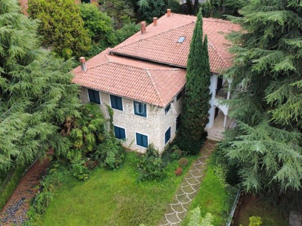 casa indipendente in vendita a Brescia in zona Borgo Trento