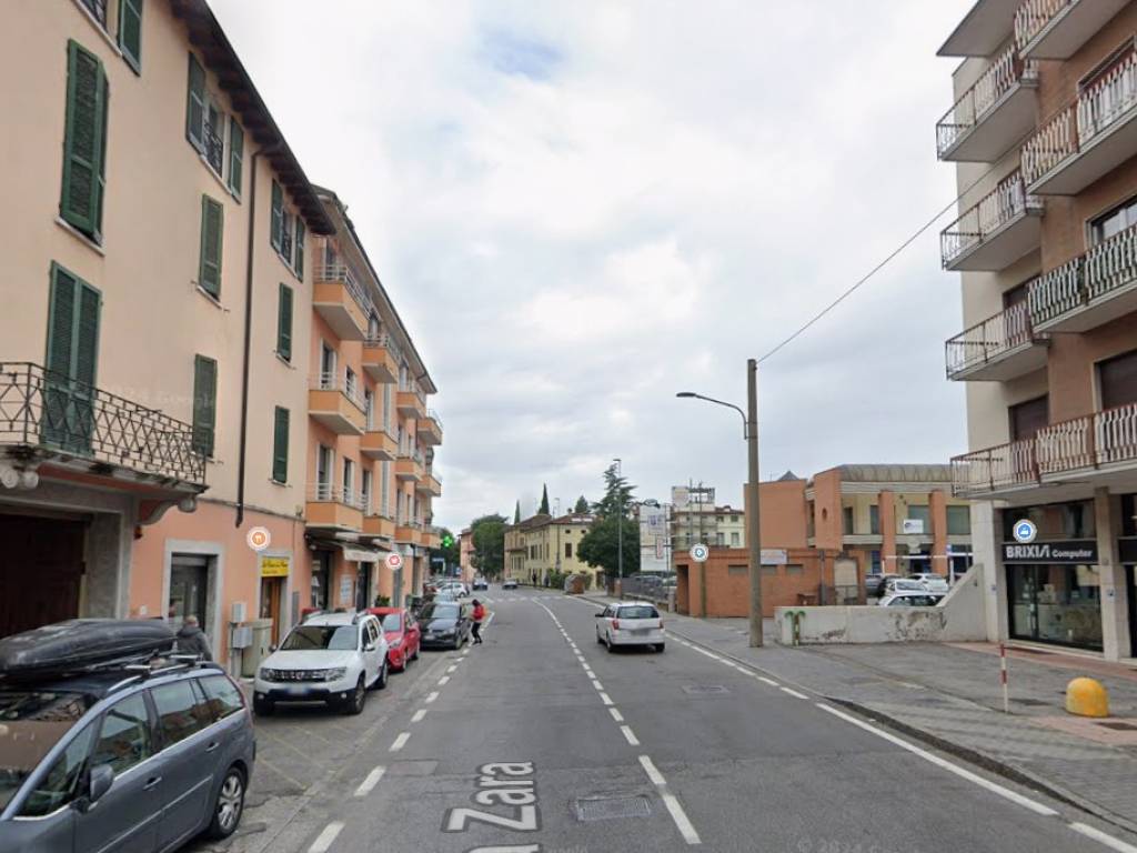 negozio in vendita a Brescia in zona Volta