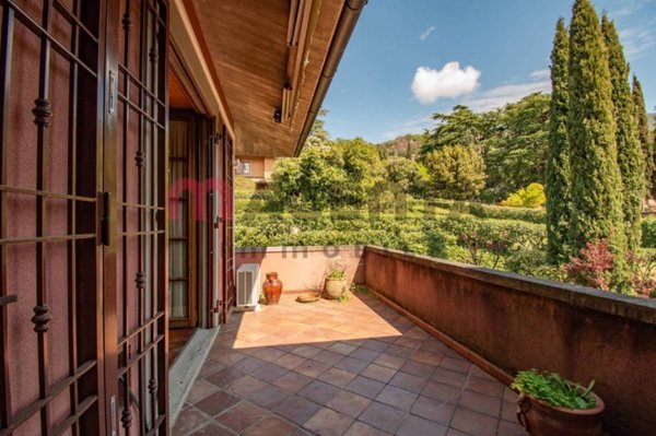 appartamento in vendita a Brescia in zona Centro Storico