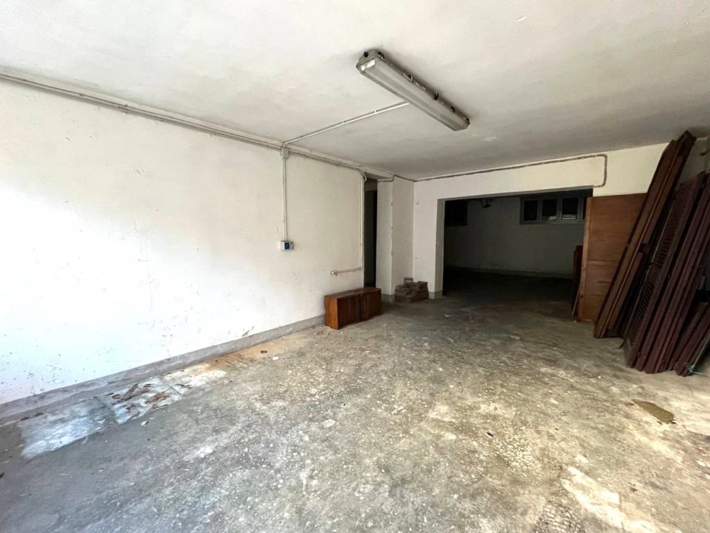 locale commerciale in vendita a Brescia in zona Chiusure