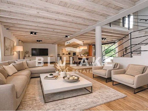 casa indipendente in vendita a Brescia in zona Mompiano