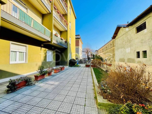 appartamento in vendita a Brescia in zona Crocifissa di Rosa