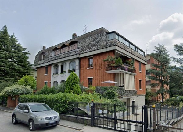 appartamento in vendita a Brescia in zona Mompiano