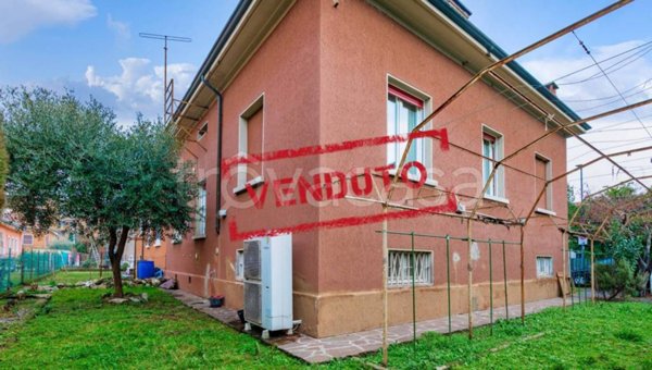 casa indipendente in vendita a Brescia in zona Quartiere Primo Maggio
