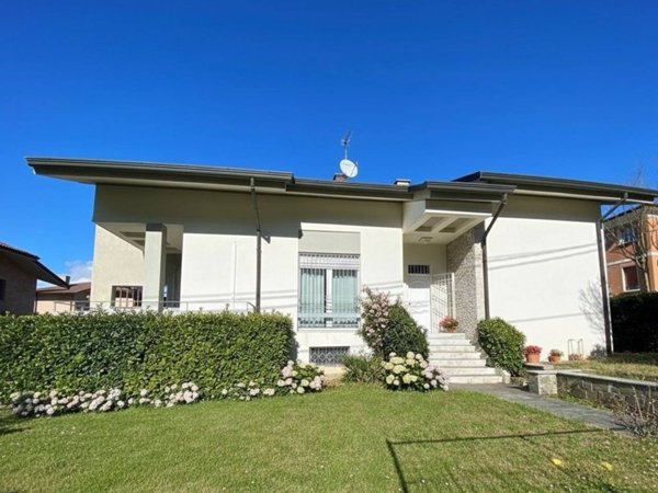 casa indipendente in vendita a Brescia in zona San Rocchino