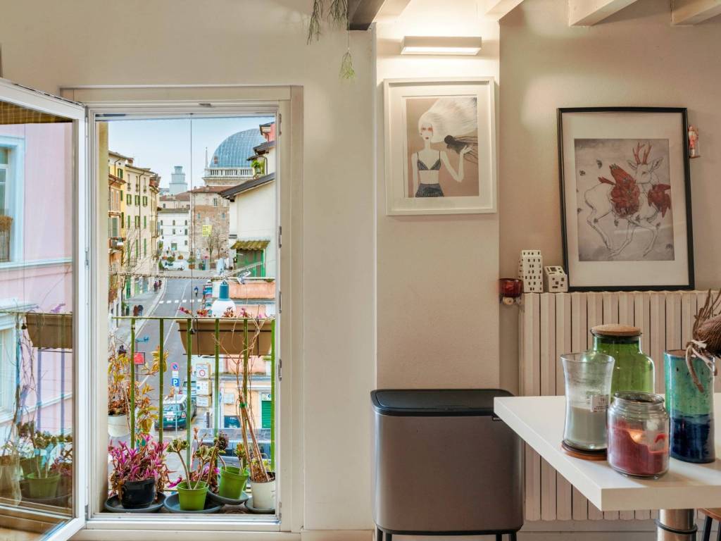 appartamento in vendita a Brescia in zona Centro Storico