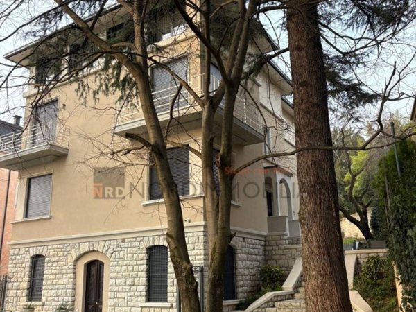 appartamento in vendita a Brescia in zona Porta Venezia