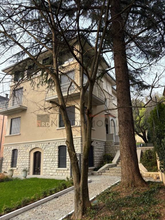 appartamento in vendita a Brescia in zona Centro Storico